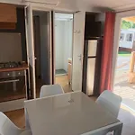 Mobil Au Precieux キャンプ場 ヴァンドル・プラージュ